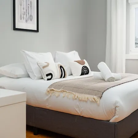 Entrecampos 3 L Comfort Stay, Fast Wifi, Steps To Metro, Near Campo Grande Park بيت ضيافة Lisboa