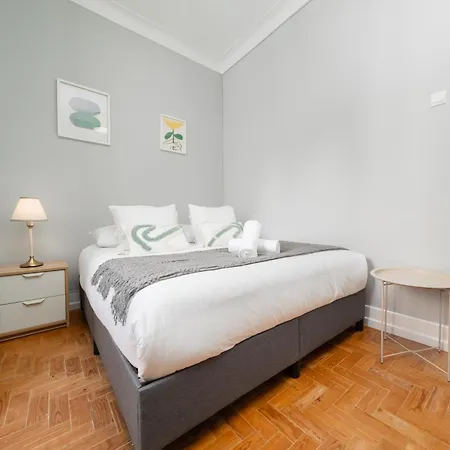 بيت ضيافة Entrecampos 3 L Comfort Stay, Fast Wifi, Steps To Metro, Near Campo Grande Park